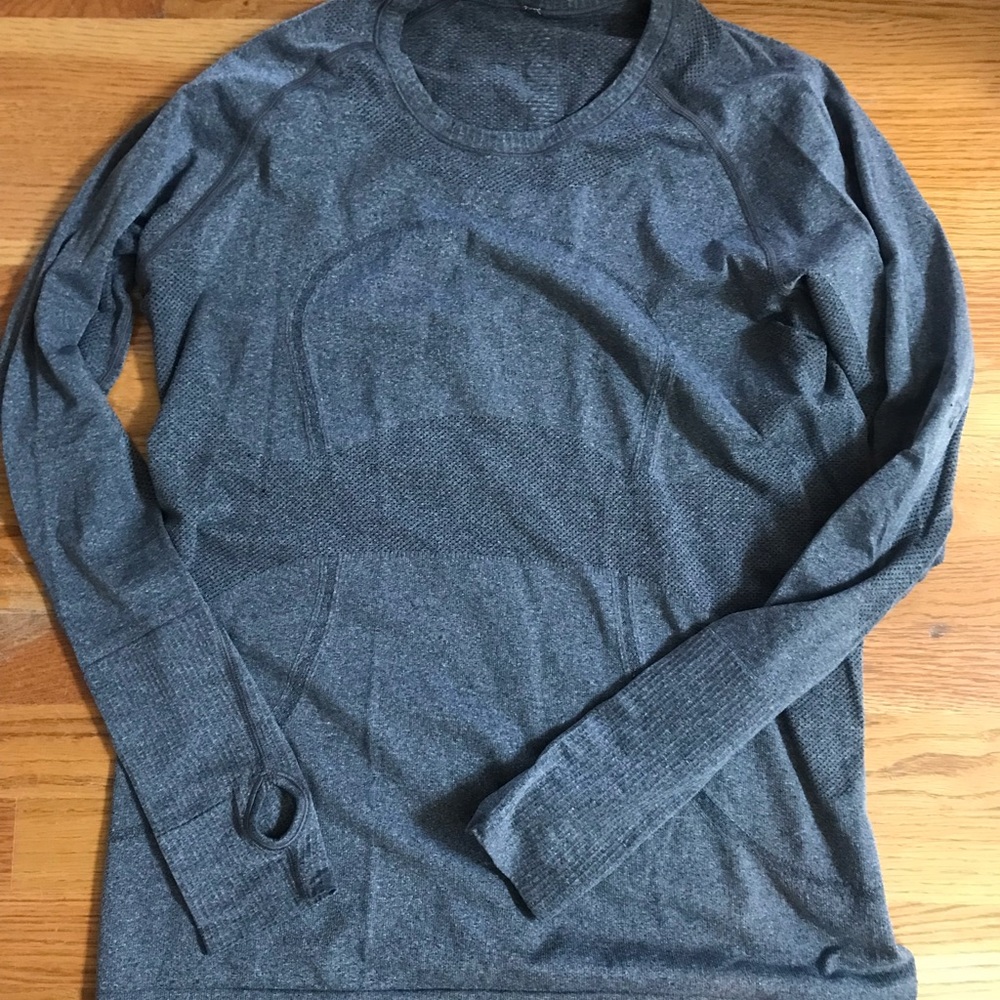 Guc Lululemon swiftly tech, size 12